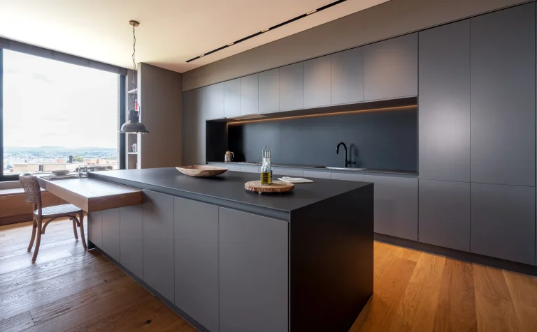 Apt Modelo Sta Maria de los Cerros-Cocina Quadra Laminada-Gramarston® Grum Black-02