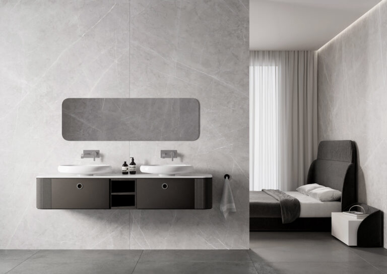Revestimiento pared baño con piedra sinterizada